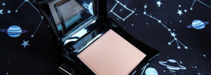 Illamasqua Gleam Highlighter в оттенке Aurora