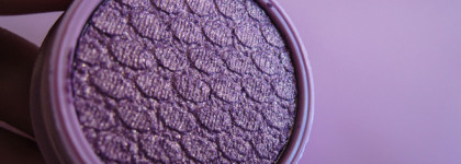 ColourPop Super Shock Shadow в оттенке Low Rise или палитра Эмбер Коуэн в одной шайбочке