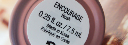 Rare Beauty Soft Pinch Dewy Liquid Blush в оттенке Encourage - мои лучшие румяна ever