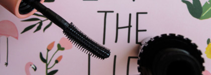 Подкручивающая удлиняющая тушь для ресниц Benefit Roller Lash Mascara