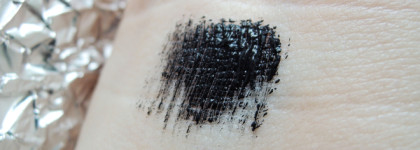 Проверенная временем: тушь Clinique Lash Power Mascara в оттенке 01 Black Onyx