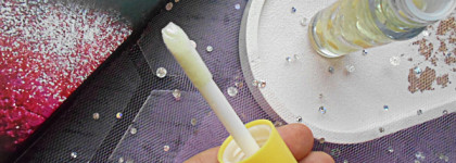 Простой, но симпатичный. Блеск для губ Vivienne Sabo Lemon Citron #02