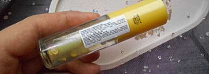 Простой, но симпатичный. Блеск для губ Vivienne Sabo Lemon Citron #02