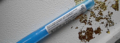 Beauty Bomb UFO Holographic Conspiracy Eye Pencil в "морозном" оттенке 03