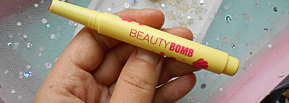 Нежный шиммерный блеск Beauty Bomb Melting Lip Gloss Shelly Shell #03 Clam Glam