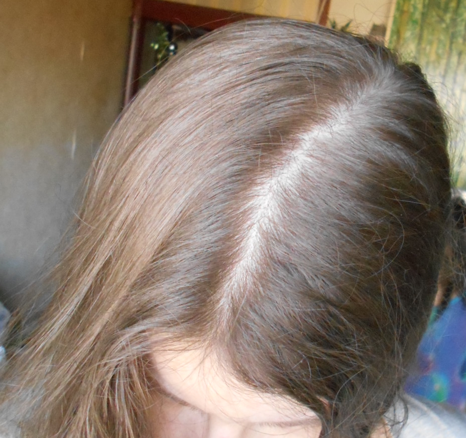 корни на следующий день после мытья