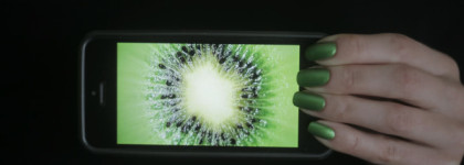 У меня есть яблоко, у меня есть лак…ааа… OPI Nail Lacquer H66 My Gecko Does Tricks