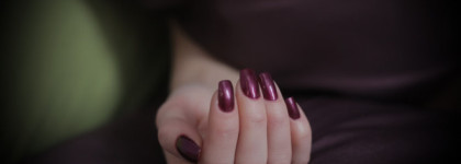 Солнце любит OPI HR F02 Kiss Me — Or Elf