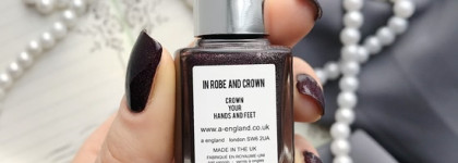 В мантии и короне - A-England In robe and crown