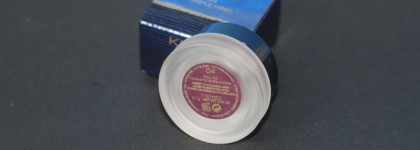 Магнитные тени - Рассыпчатые тени с эффектом «металлик» Kiko Magnetic Eyeshadow 04 Purple Mind