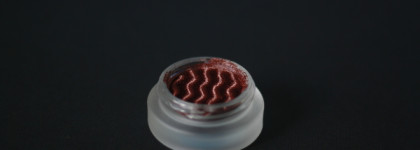 Магнитные тени - Рассыпчатые тени с эффектом «металлик» Kiko Magnetic Eyeshadow 03 Power Copper