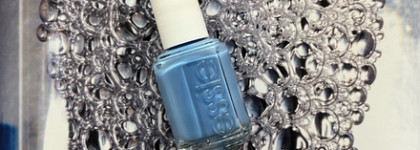 Пульсирующий василёк от Essie Nail Lacquer - лак для ногтей в оттенке Ripple Reflect