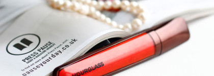 Hourglass Extreme Sheen High Shine Lip Gloss в оттенке Siren