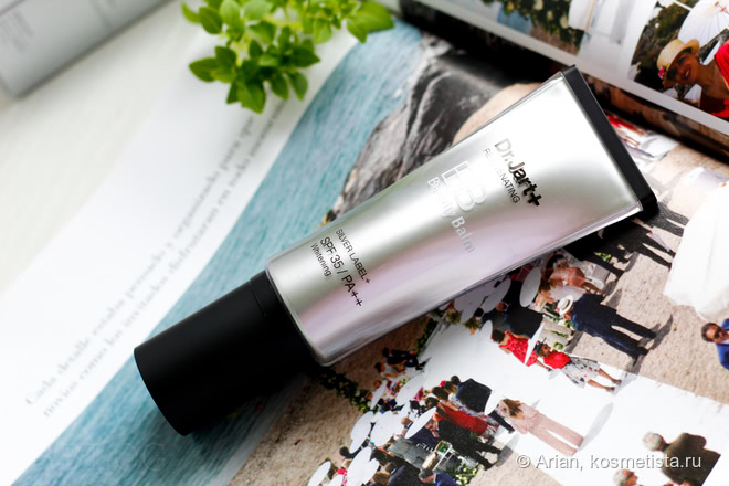 Сравнение бестселлеров Dr. Jart+: Rejuvenating Beauty Balm Silver Label и Cicapair Tiger Grass Color Correcting Treatment