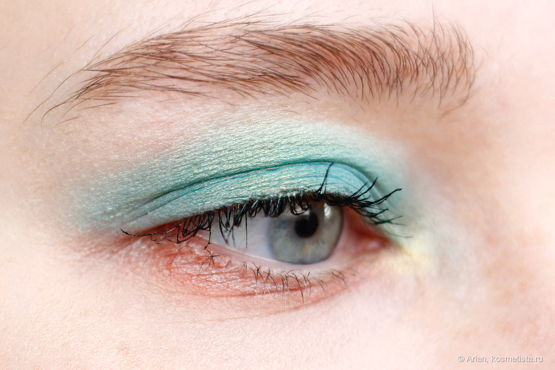 Пример макияжа с Natasha Denona Eyeshadow Palette 5 05
