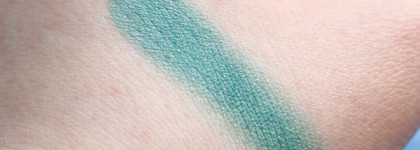 О волнах с любовью: коллекция мятных и бирюзовых продуктов для макияжа глаз