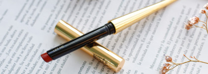 Роскошь как она есть: помада Hourglass Confession™ Ultra Slim High Intensity Refillable Lipstick в оттенке Let Me