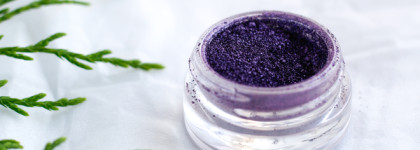 Обновки в моей сиренево-лавандовой коллекции теней: Tarte Chrome Paint Shadow Pot Unleashed и Tarteist Metallic Shadow Amethyst