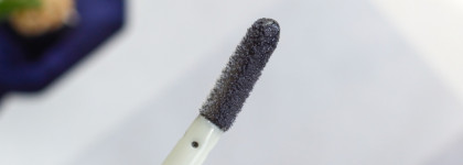 Блеск в стиле нуар: Jeffree Star Cosmetics The Gloss Six Feet Under