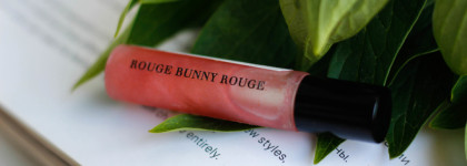 Погружение в декоративку Rouge Bunny Rouge: обзор блеска и плампера для губ