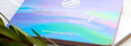 Палетка для свободы творчества: Cosmic Brushes Serenity 20 Colour Palette