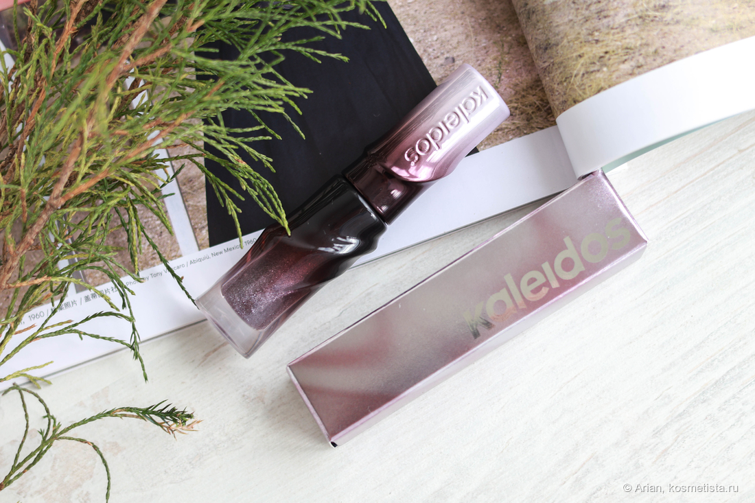 Kaleidos Untamed Glow Glossy Lip Glaze в оттенке Freefall