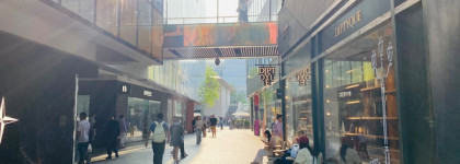 Неожиданный фаворит из Китая: блеск для губ Kaleidos Untamed Glow Glossy Lip Glaze в оттенке Freefall