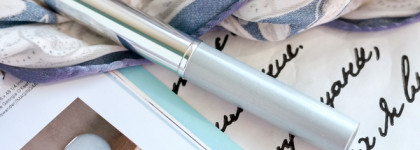 Та самая спорная бальзамная помада: Clinique Almost Lipstick в оттенке 06 Black Honey