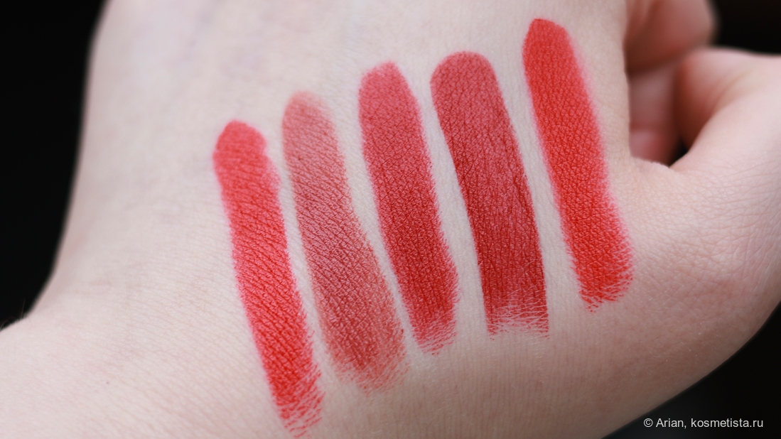 Сравнение оттенков (слева направо): Becca Flame - Revlon 225 Rosewine - Charlotte Tilbury Red Hot Susan - MAC 99 Extra Chili - Patrick Ta She’s Not From Here