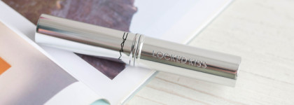 Сочная помидорка: MAC Locked Kiss 24H Lipstick в оттенке 99 Extra Chili