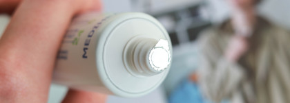 Отличный увлажняющий санскрин из Кореи: Mediheal Moisture UV Cut Sun Cream Hyaluronate SPF 50+/PA++++