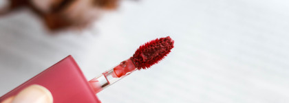 Приглашение на чаепитие: Hince Glow Gel Tint в оттенке R011 Chai