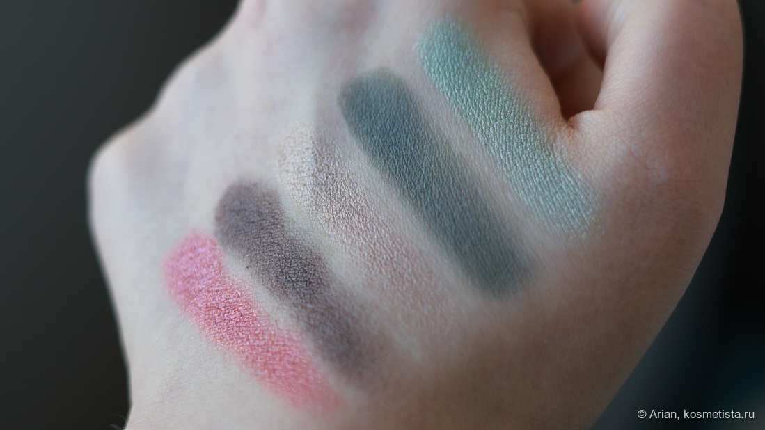 Свотчи оттенков палетки (слева направо): flare - jazzy - oscar - evergreen - marlin