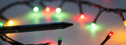 Зимой и летом - одним цветом - Nyx Slide On Pencil 09 Tropical Green