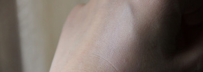 Гель для лица и тела с эффектом сияния Givenchy Point D'Encrage Highlighter Memoire De Forme