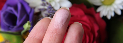 Нежная весна с Artdeco 535 matt roselle и Artdeco 114 pearly gerbera