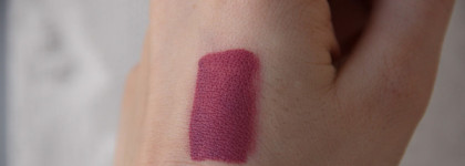 Прекрасный представитель Lime Crime Velvetines в оттенке Polly