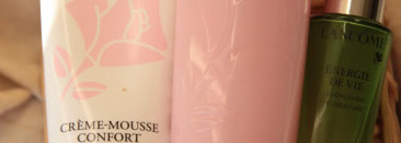 Спасители сухой кожи зимой: Lancome Cleansing Creamy Foam с экстрактом розы, Lancome Tonique Confort, Énergie De Vie
