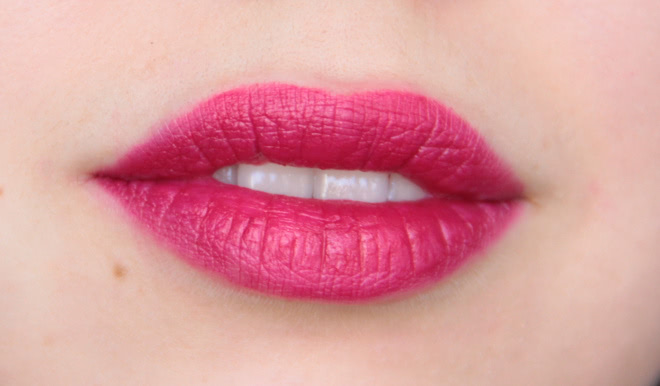 Создаем весеннее настроение с матовой помадой Clinique Pop Matte 06 Rose Pop