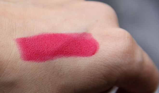 Создаем весеннее настроение с матовой помадой Clinique Pop Matte 06 Rose Pop