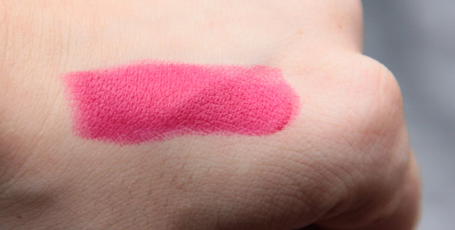 Создаем весеннее настроение с матовой помадой Clinique Pop Matte 06 Rose Pop