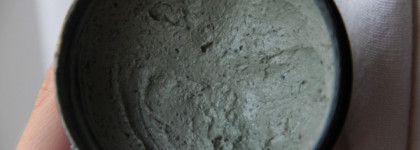Мятная свежесть: очищающая "Мегамятная маска"  Mask Of Magnaminty  от Lush,  маска "Мята-размята" от Meela Meelo