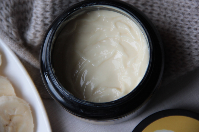 Линия для волос "Банан" The Body Shop: шампунь, кондиционер и питательная маска
