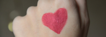 Праздник к нам приходит: Lime Crime Metallic Velvetines в оттенке Red Hot