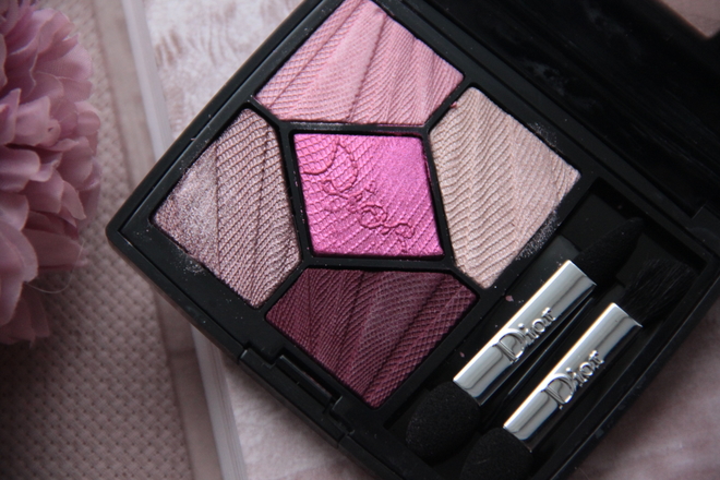 Весенняя коллекция Dior 5 Couleurs Glow Addict Eyeshadow Palette 887 Thrill