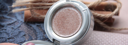 Urban Decay Moodust Eyeshadow  Space cowboy