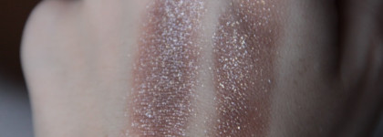 Urban Decay Moondust  diamond dog