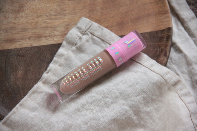 Жидкая помада для губ Jeffrey Star Velour Liquid Lipstick цвет Baby Daddy