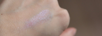 Сияющие тени и верхнее покрытие Pupa Unexpected Beauty Eyeshadow