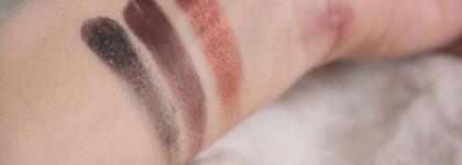 Mac Burgundy Times Nine Eye Shadow X9
